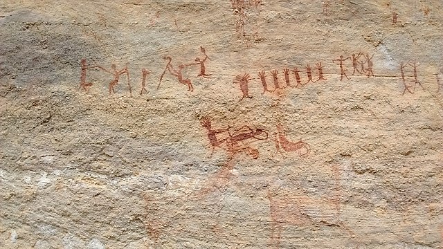 photo of prehistoric cave drawings